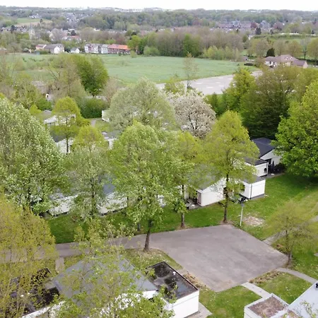 Bungalowpark - Castra 33 Hébergement de vacances *